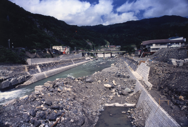 姫川災害復旧姫川温泉