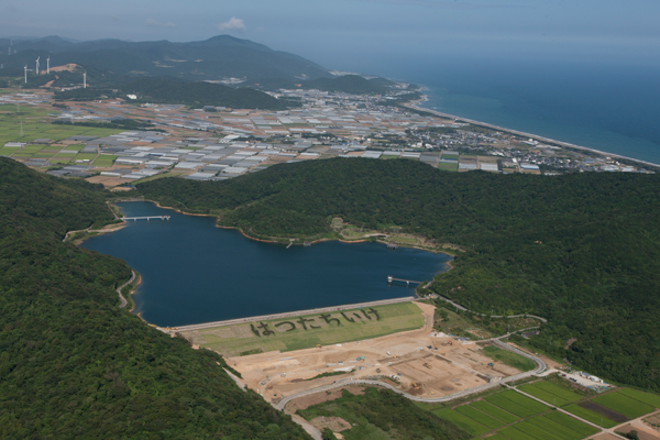 初立池耐震補強工事