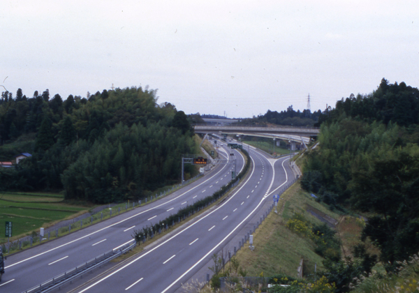 東関東自動車道成田