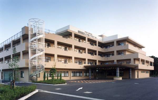 Cơ sở điều dưỡng, chăm sóc sức khỏe người cao tuổi
Công trình xây dựng kiến trúc mới trung tâm chăm sóc hoàng gia Sagamihara